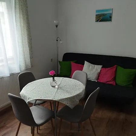 Börzsöny Apartman Zebegény