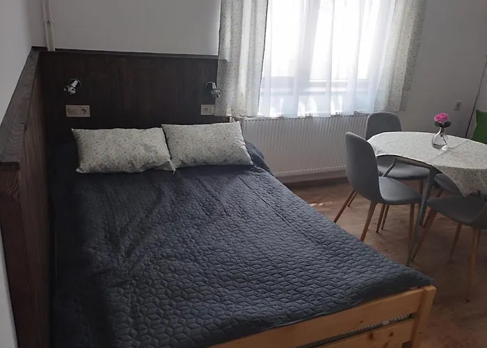 아파트 Boerzsoeny Vendeghaz Zebegény